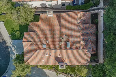 23678 White Oak Court, Newhall, CA 91321 - Photo 40