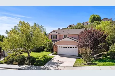 29027 Raintree, Saugus, CA 91390 - Photo 2