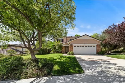 29027 Raintree, Saugus, CA 91390 - Photo 4