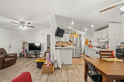 20401 Soledad Canyon Road #129, Canyon Country, CA 91351 - Photo 20