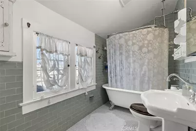 6450 York Boulevard, Los Angeles, CA 90042 - Photo 20