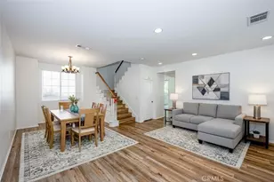 23321 Beachcomber Ln, Valencia, CA 91355 - Photo 4