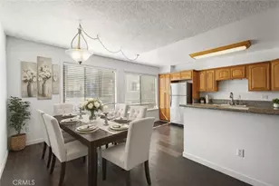 22038 Vanowen St, Woodland Hills, CA 91303 - Photo 4