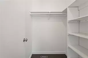 22038 Vanowen St, Woodland Hills, CA 91303 - Photo 30