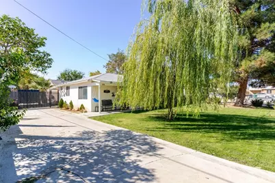 1208 E Avenue R2, Palmdale, CA 93550 - Photo 4