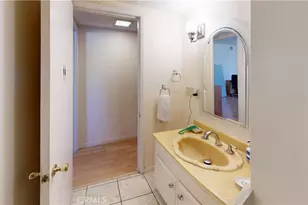 15414 Gault, Van Nuys, CA 91406 - Photo 12