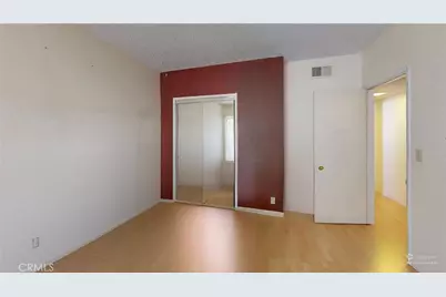 15414 Gault, Van Nuys, CA 91406 - Photo 6