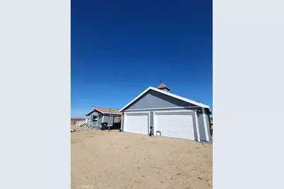 33391 165th, Llano, CA 93544 - Photo 1