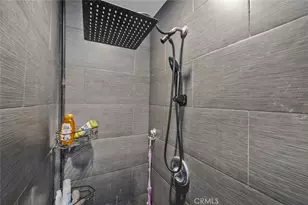 10618 Grape St, Los Angeles, CA 90002 - Photo 6