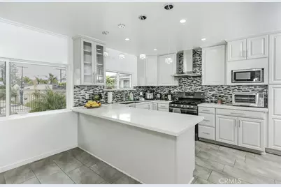 7737 Ethel Avenue, North Hollywood, CA 91605 - Photo 12