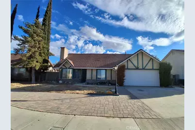 566 E Avenue R8, Palmdale, CA 93550 - Photo 2