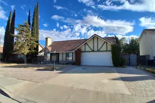 566 E Ave R8, Palmdale, CA 93550 - Photo 4
