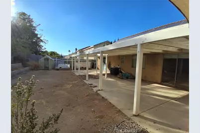 566 E Avenue R8, Palmdale, CA 93550 - Photo 22