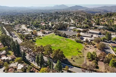 615 Camino Verde, Thousand Oaks, CA 91360 - Photo 30