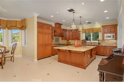 2462 Lost Canyons Drive, Simi Valley, CA 93065 - Photo 10