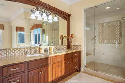2462 Lost Canyons Drive, Simi Valley, CA 93065 - Photo 28