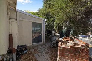 29027 Val Verde Rd, Val Verde, CA 91384 - Photo 22