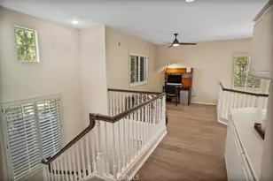 24600 Avignon, Valencia, CA 91355 - Photo 18