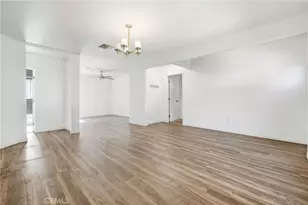 18308 Gresham, Northridge, CA 91325 - Photo 2