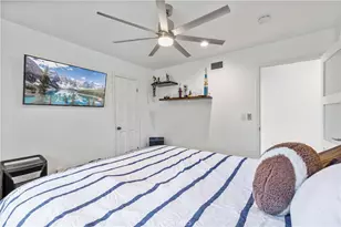 16337 Ravenglen Rd, Canyon Country, CA 91387 - Photo 20