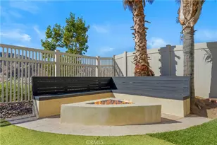 29515 Dana Ct, Canyon Country, CA 91387 - Photo 32