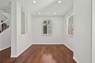 28330 Medlar Dr, Valencia, CA 91354 - Photo 14