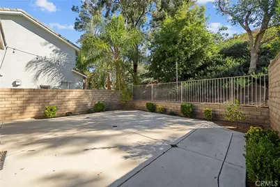 28330 Medlar Drive, Valencia, CA 91354 - Photo 18