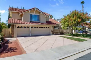 28011 Charles, Saugus, CA 91350 - Photo 2