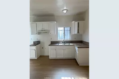 456 E 43rd Place, Los Angeles, CA 90011 - Photo 2