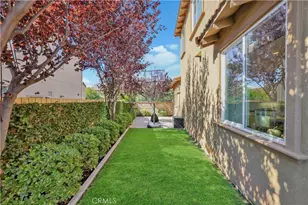 28658 Farrier Dr, Valencia, CA 91354 - Photo 46