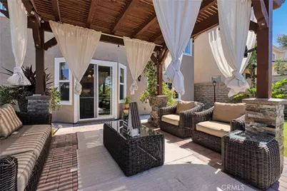 19639 Ellis Henry, Newhall, CA 91321 - Photo 40