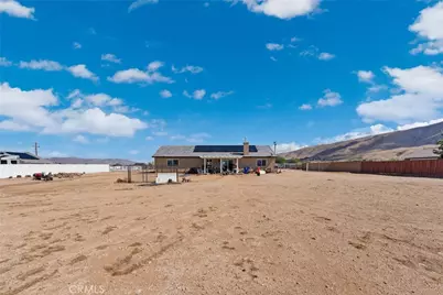 9564 Candlelight Street, Apple Valley, CA 92308 - Photo 34