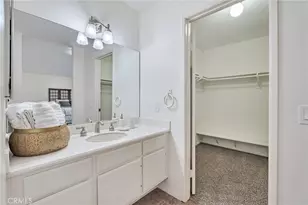 20065 Ave Of The Oaks, Newhall, CA 91321 - Photo 30
