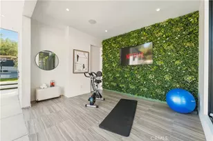 20620 Chatsboro Dr, Woodland Hills, CA 91364 - Photo 64