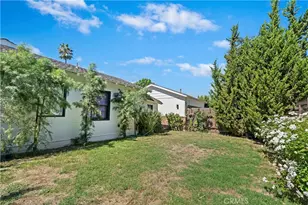 23003 Mariano St, Woodland Hills, CA 91367 - Photo 28