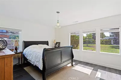 23003 Mariano Street, Woodland Hills, CA 91367 - Photo 18