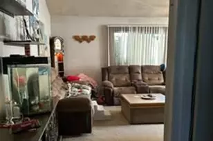 27806 Meadowcreek, Canyon Country, CA 91351 - Photo 4