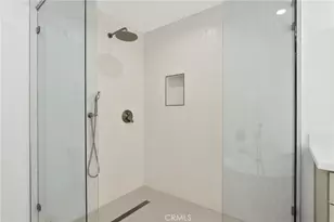 23312 Ostronic, Woodland Hills, CA 91367 - Photo 28