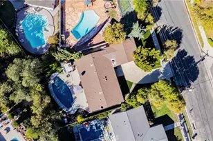 5329 Blanco Ave, Woodland Hills, CA 91367 - Photo 32