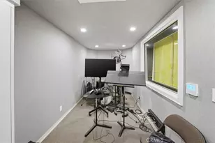 28933 Wagon Rd, Agoura Hills, CA 91301 - Photo 50