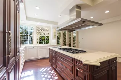 12386 Ridge Circle, Los Angeles, CA 90049 - Photo 16