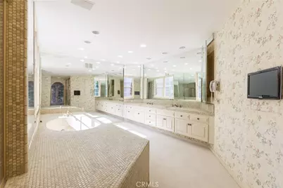 12386 Ridge Circle, Los Angeles, CA 90049 - Photo 38