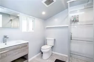 15756 Hart St, Lake Balboa, CA 91406 - Photo 42