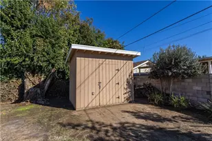 15756 Hart St, Lake Balboa, CA 91406 - Photo 24