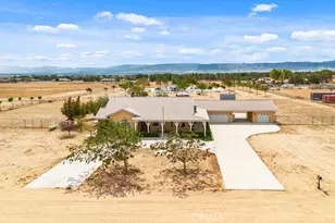 8320 W Ave D10, Lancaster, CA 93536 - Photo 4