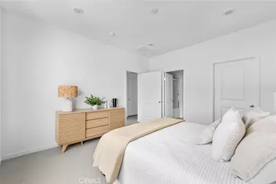 9423 1/2 N Sepulveda Blvd. #4, North Hills, CA 91343 - Photo 18
