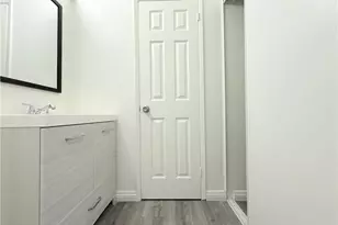 8601 International Ave, Canoga Park, CA 91304 - Photo 16