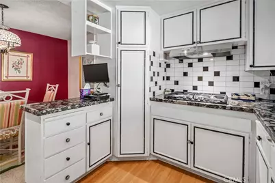 19427 Oak Crossing Road, Newhall, CA 91321 - Photo 12