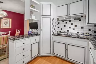 19427 Oak Crossing Rd, Newhall, CA 91321 - Photo 12