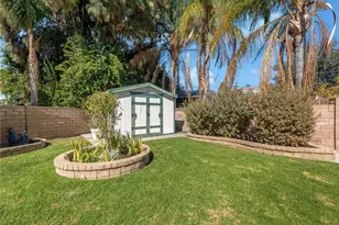 26721 Diaz Dr, Saugus, CA 91350 - Photo 28